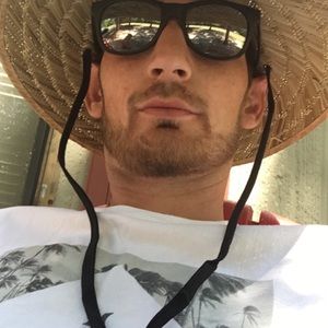 Meet your Posher, Chris